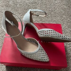 Kelly & Katie Bayae Pump Size 7M